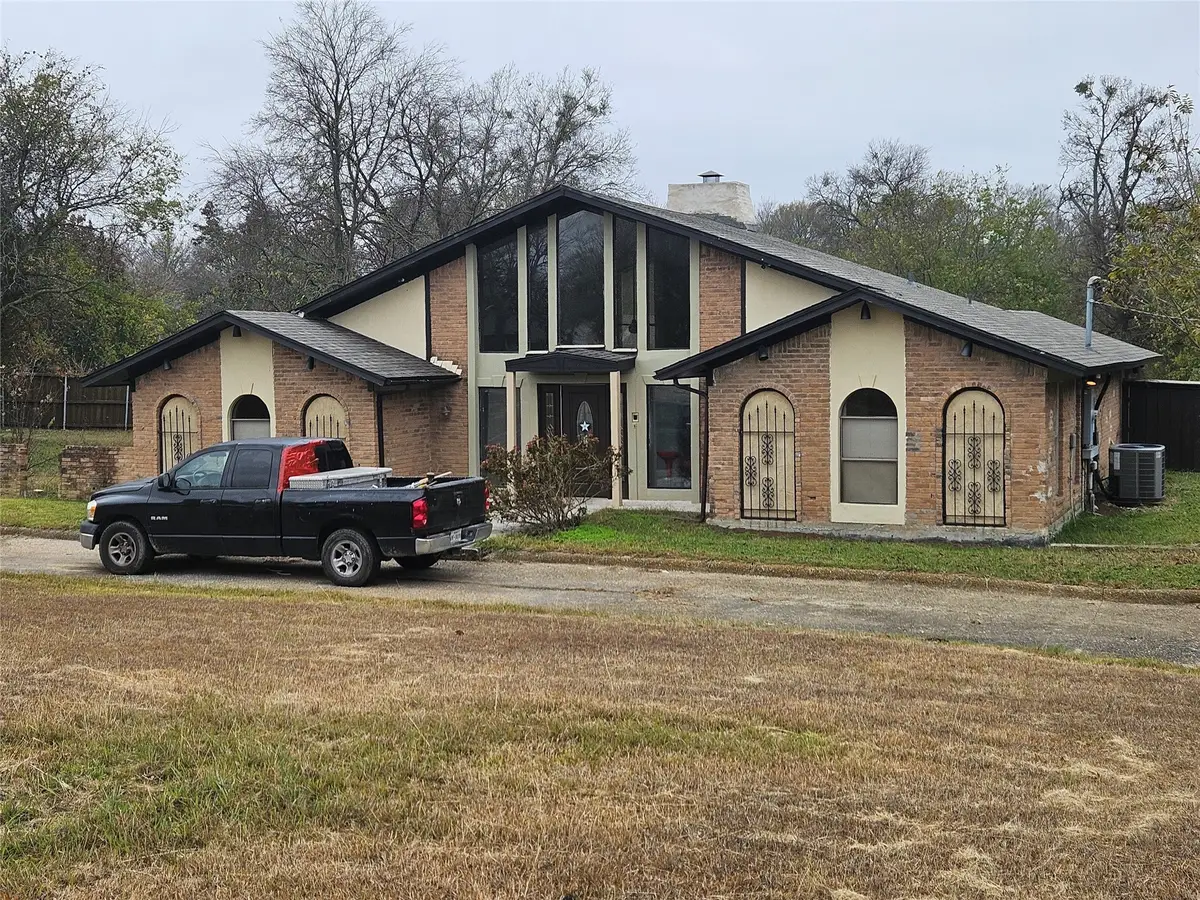 7001 Shannon Road, Mesquite, TX 75181 - Image #1