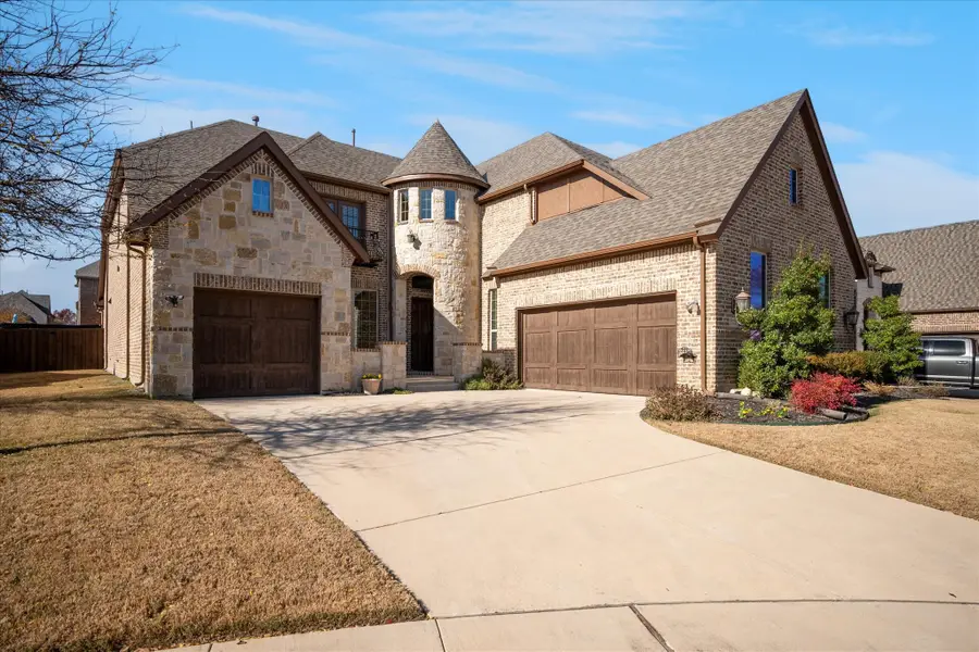 7305 Kinley Court, North Richland Hills, TX 76182 - Image #2