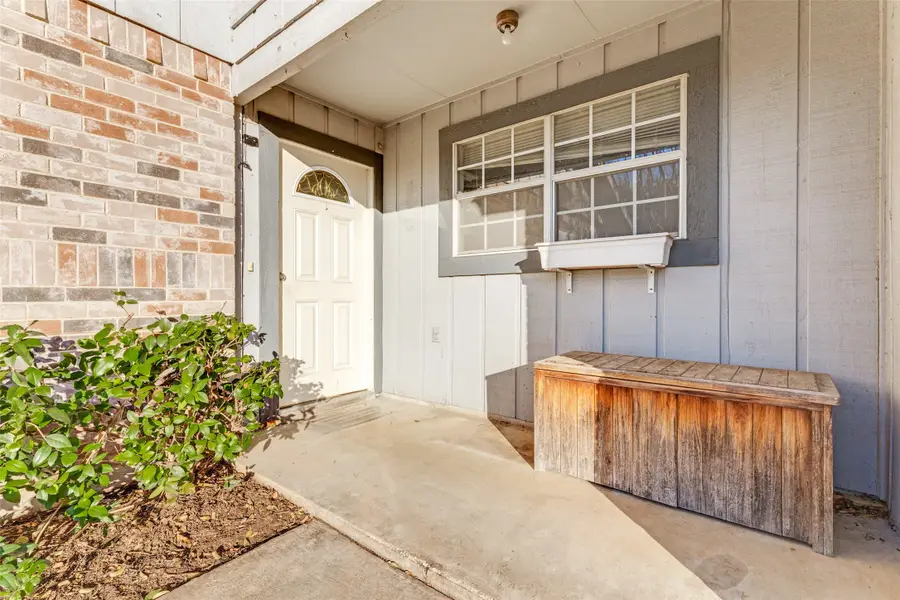 4617 Waterway Drive N, Fort Worth, TX 76137 - Image #3