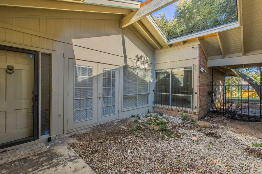 1009 Rambler Drive, Waco, TX 76710 - Image #3
