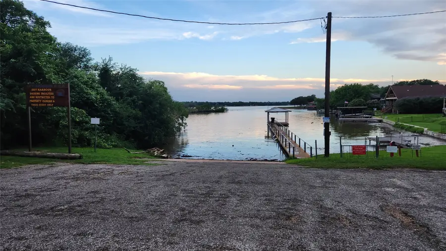 327 Capricorn Drive, Granbury, TX 76049 - #3