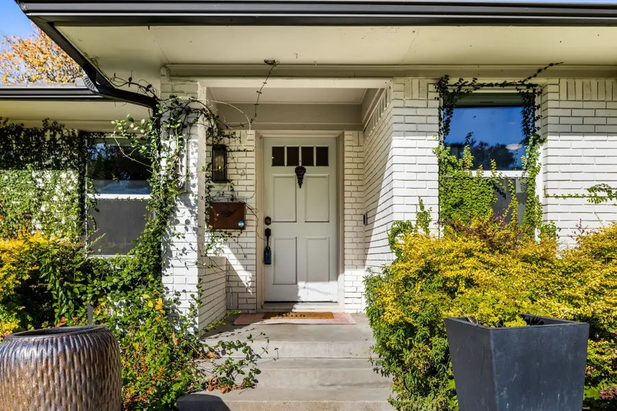 6145 Marquita Avenue, Dallas, TX 75214 - Image #2