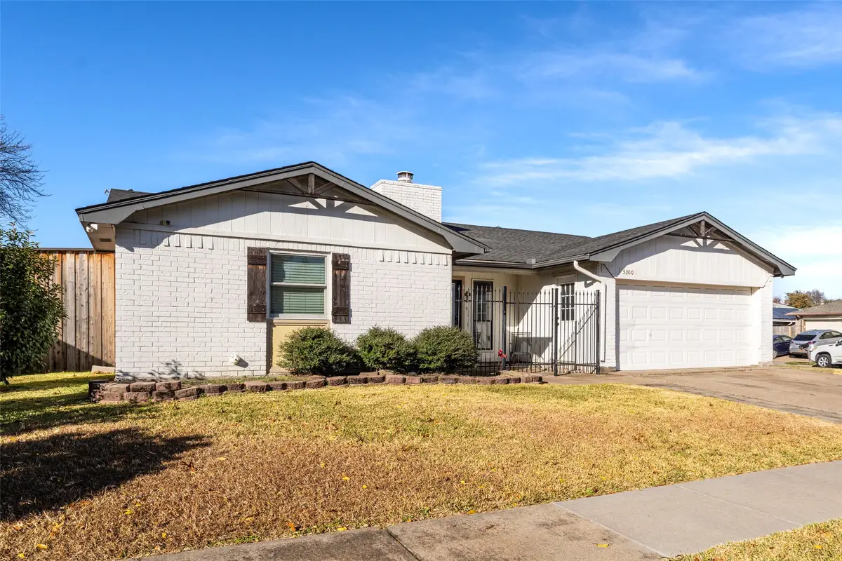 5300 Queenlily Court, Arlington, TX 76018 - Image #1