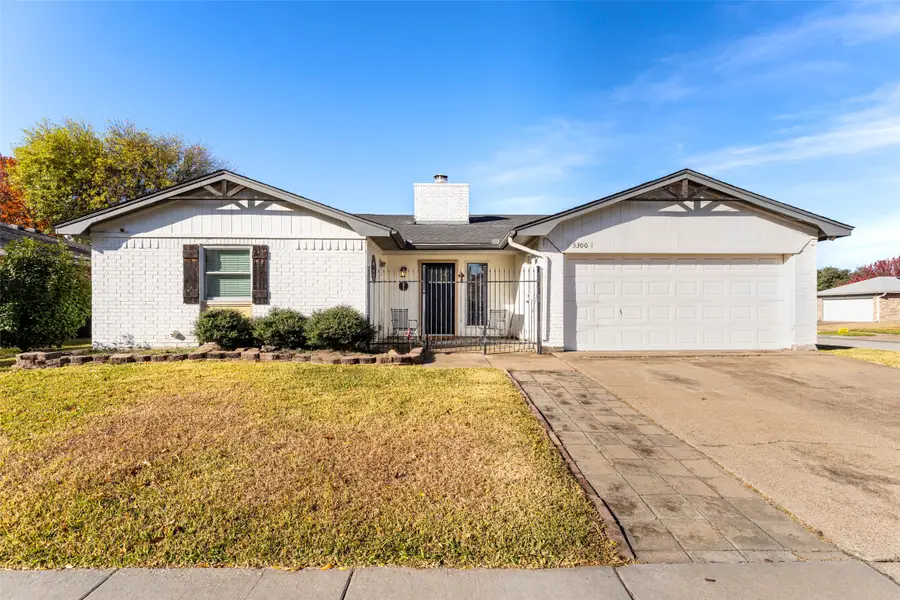 5300 Queenlily Court, Arlington, TX 76018 - Image #2