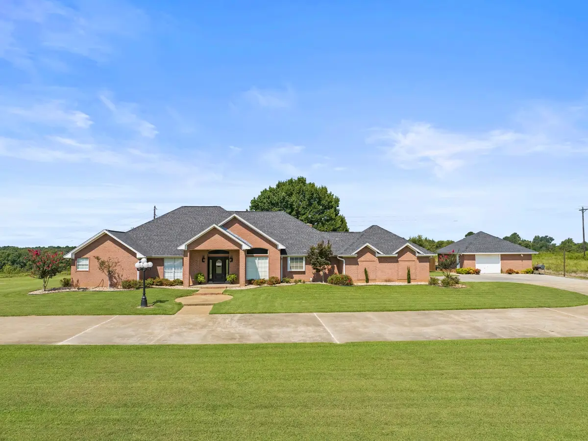 3673 County Road 4550, Mount Pleasant, TX 75455 - Image #1