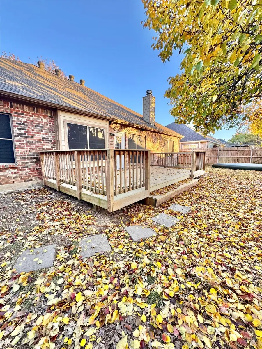 507 Shell Drive, Shady Shores, TX 76208 - Image #2