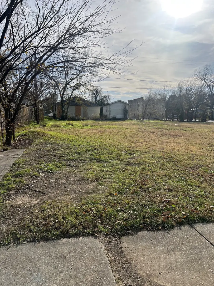 1204 E Cannon Street, Fort Worth, TX 76104 - Image #3