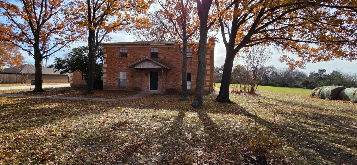 128 Estate West Road, Sherman, TX 75092 - Image #1