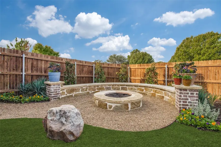 3017 Carlton Parkway, Waxahachie, TX 75165 - Image #2