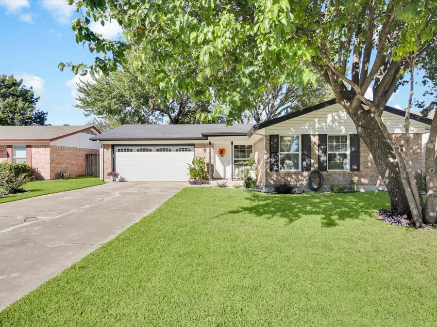 431 Marsha Street, Keller, TX 76248 - Image #2