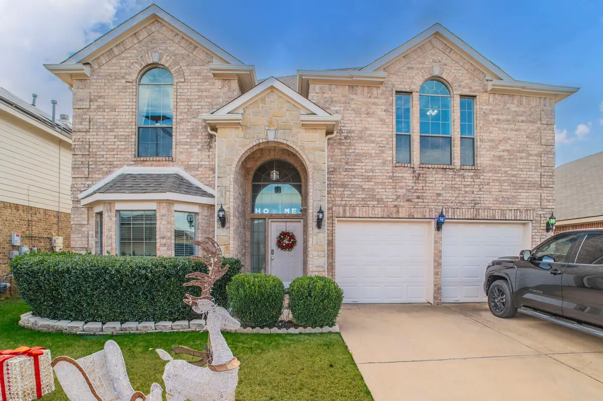 317 Crescent Creek Lane, Fort Worth, TX 76140 - Image #1