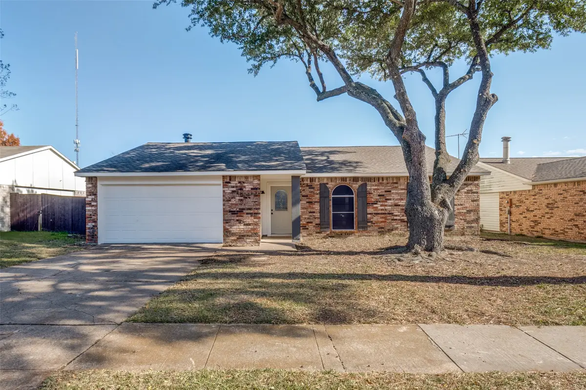 6006 Lakecrest Drive, Garland, TX 75043 - Image #1