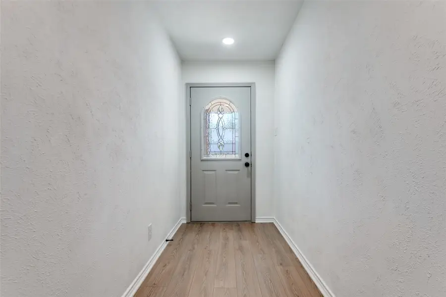 6006 Lakecrest Drive, Garland, TX 75043 - Image #3