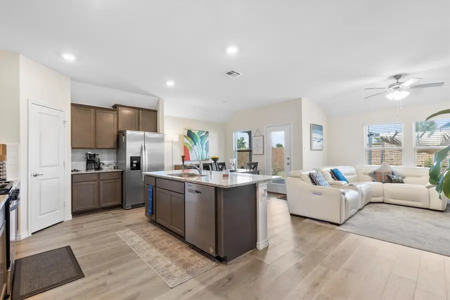 1109 Blossom Court Drive, Princeton, TX 75407 - Image #3