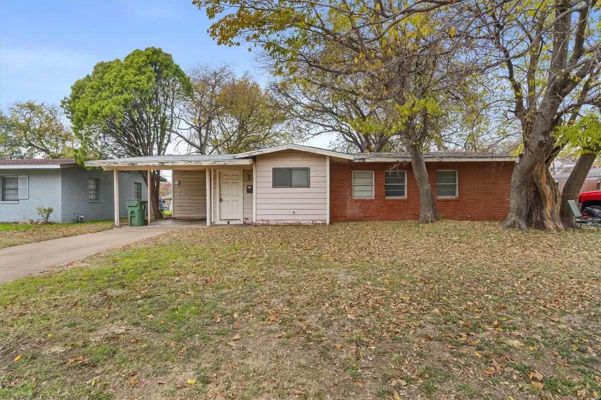 1905 Reever Street, Arlington, TX 76010 - Image #1