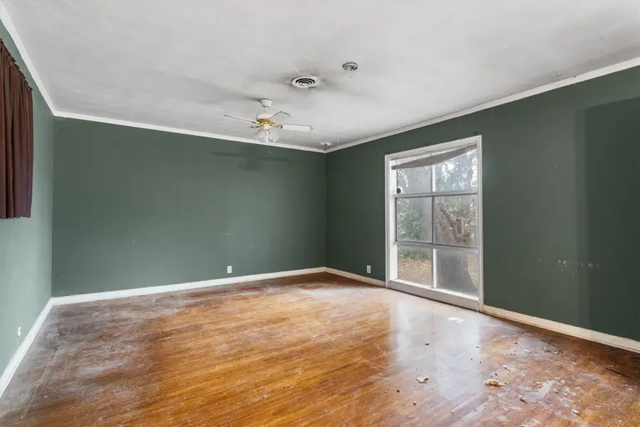 1905 Reever Street, Arlington, TX 76010 - Image #2