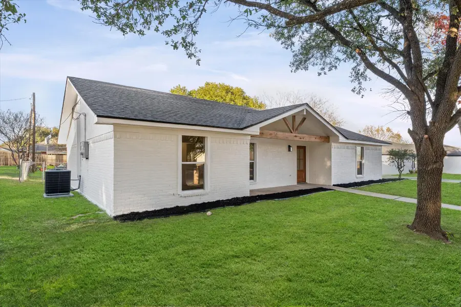 336 Oakwood Lane, Hewitt, TX 76643 - Image #3