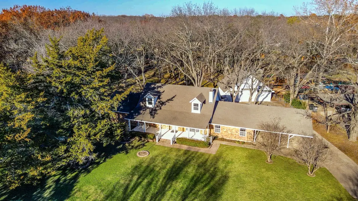 309 Willow Creek Lane, Ovilla, TX 75154 - Image #1