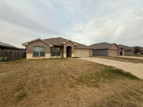 116 Willowbend Loop, Mabank, TX 75147