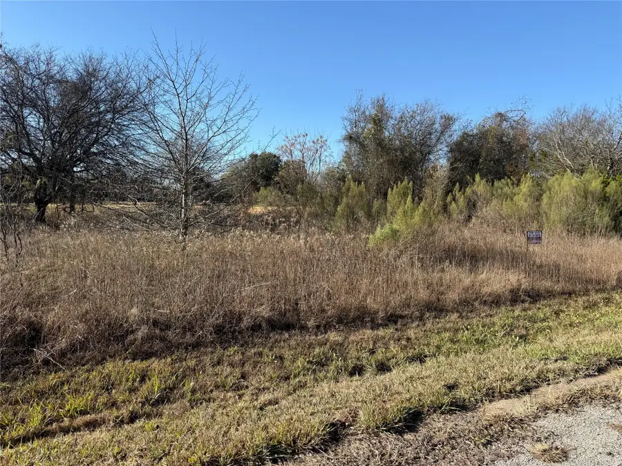 38037 Brookside Drive, Whitney, TX 76692 - Image #2