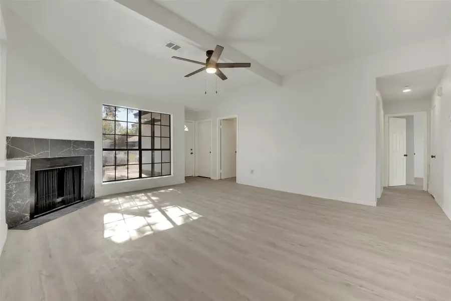 615 Red Coat Lane, Arlington, TX 76002 - Image #3