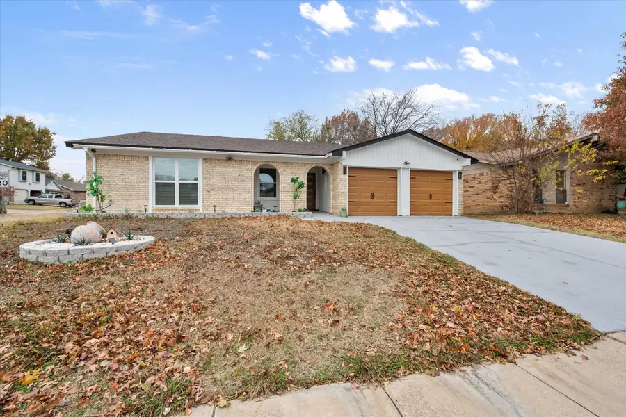 7501 Echo Hill Drive, Watauga, TX 76148 - Image #3