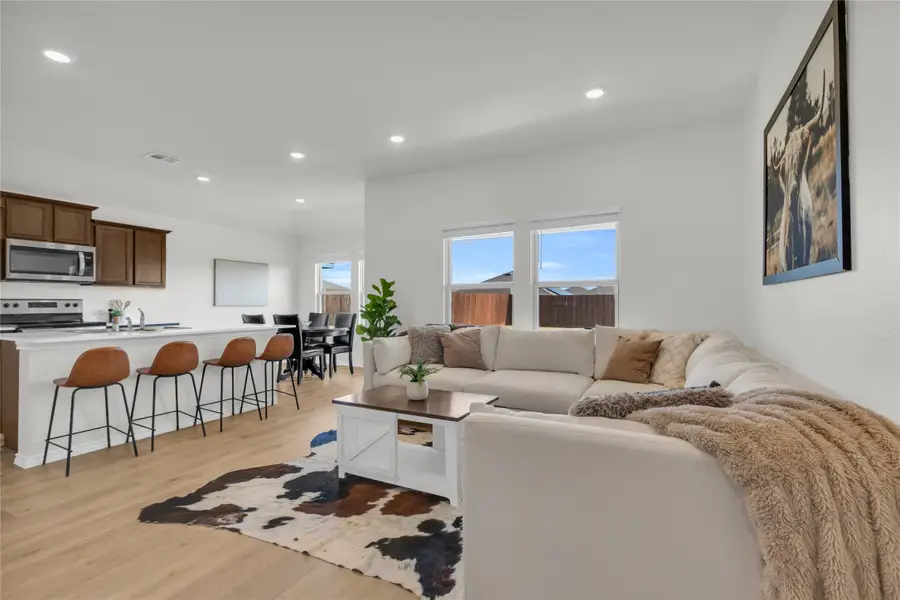 6513 Waterfall Lane, Princeton, TX 75407 - Image #2