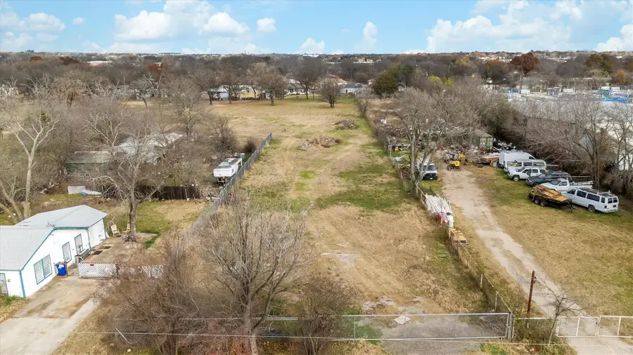11709 Terry Drive, Balch Springs, TX 75180 - Image #3