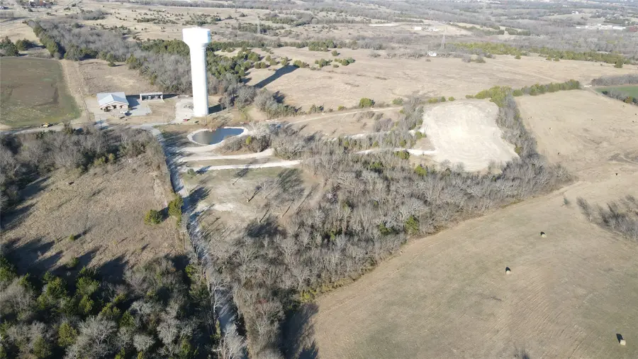 251 Bh Cooke Lane, Van Alstyne, TX 75495 - Image #3