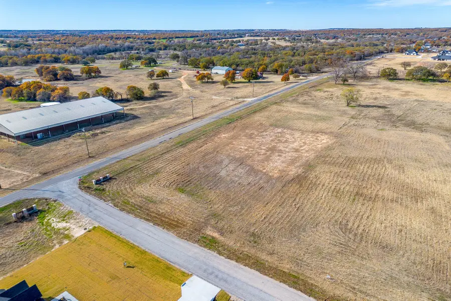 201 Sweetgrass Drive, Poolville, TX 76487 - Image #3