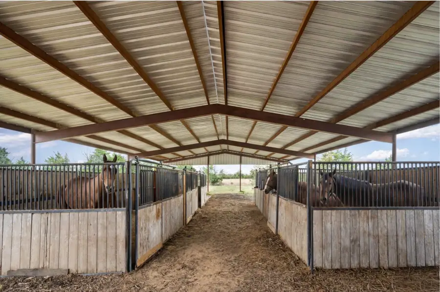 4511 Private Road 1172, Greenville, TX 75401 - Image #3