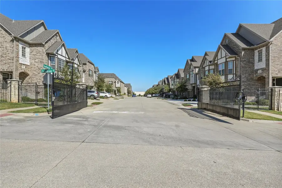 117 Canonbury Drive, Lewisville, TX 75067 - Image #2