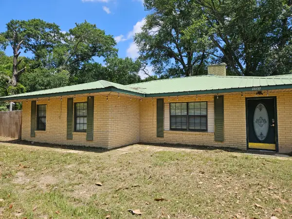 1018 An County Road 2301, Tennessee Colony, TX 75861