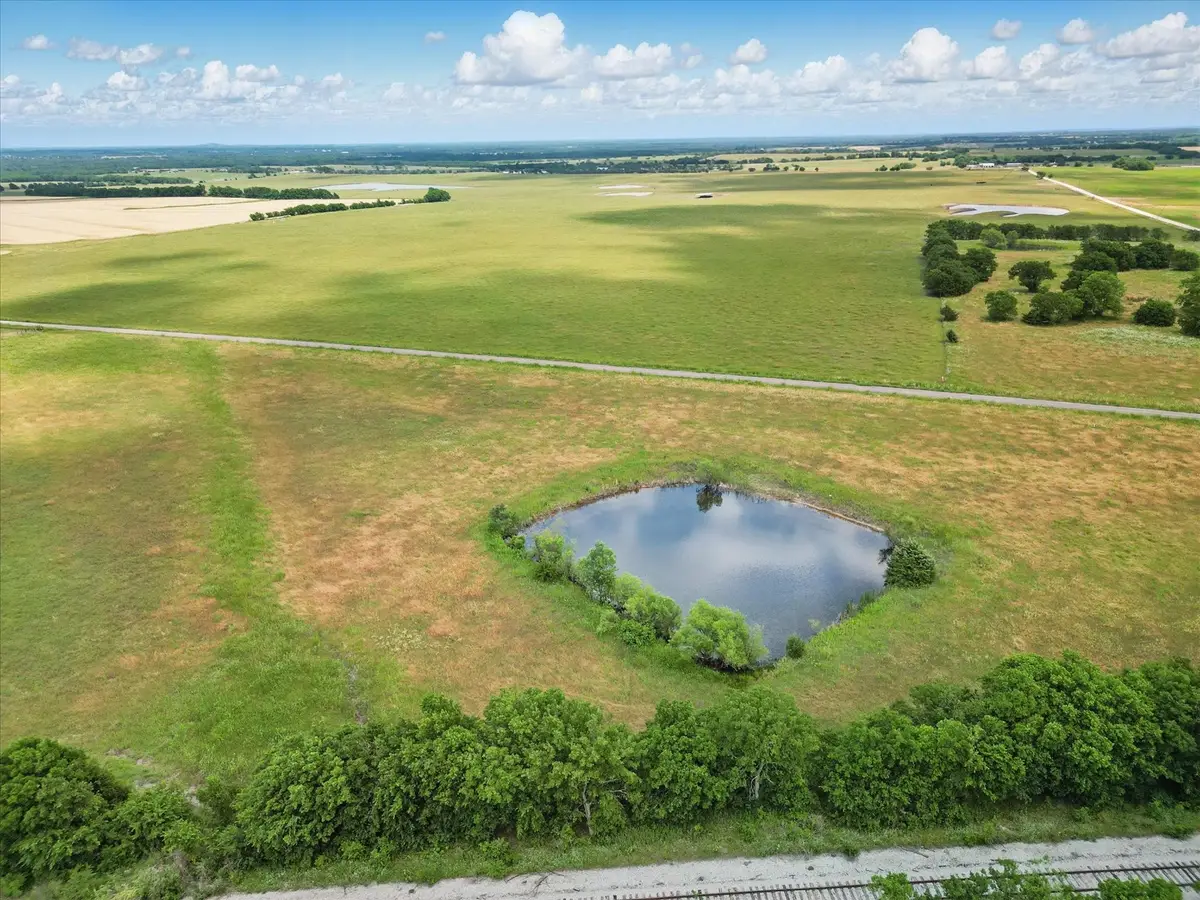 6464 County Road 1050, Celeste, TX 75423 - Image #1