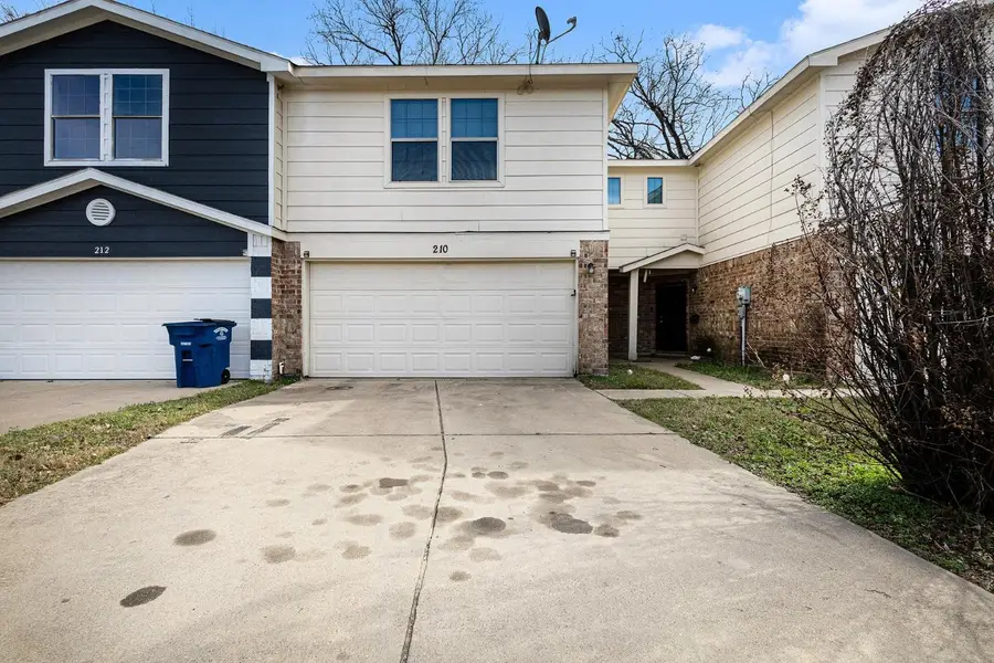 210 Creek Cove Drive, Dallas, TX 75217 - Image #2