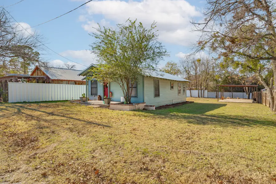 816 S Houston Street, De Leon, TX 76444 - Image #3