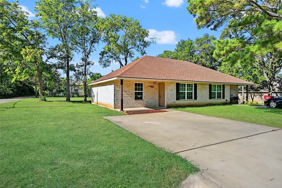 708 Seven Oaks Road #712, Bonham, TX 75418 - Image #2