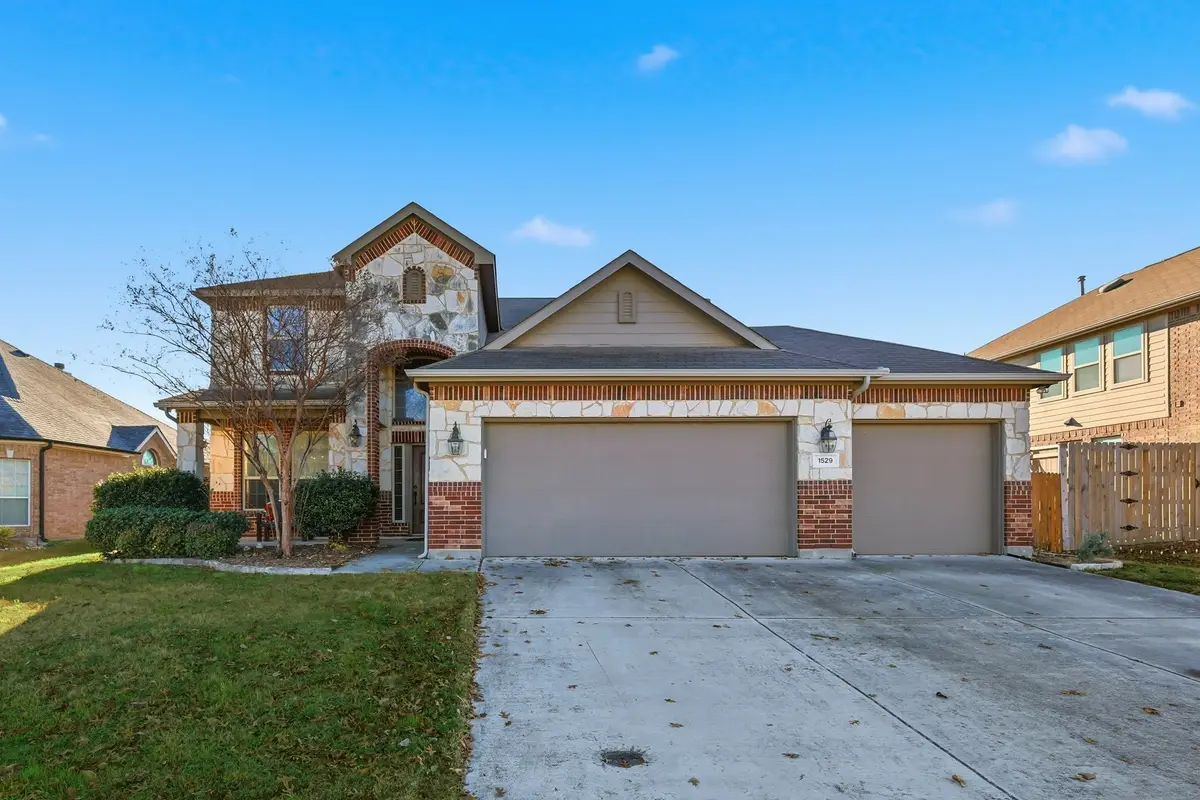 1529 Enchanted Sky Lane, Fort Worth, TX 76052 - Image #1