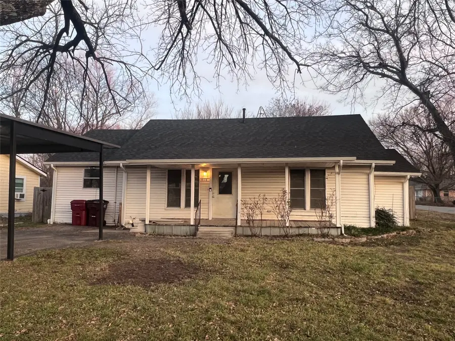 408 E Fannin Street, Leonard, TX 75452 - Image #2