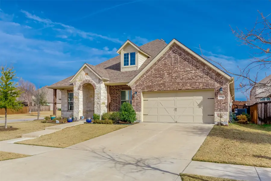 13784 Carmenita Drive, Frisco, TX 75035 - Image #2