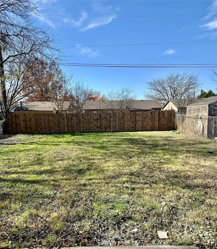 514 Peters Street, Waxahachie, TX 75165 - Image #2