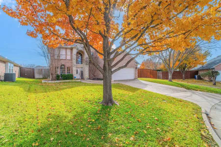 9 Losana Court, Mansfield, TX 76063 - Image #2