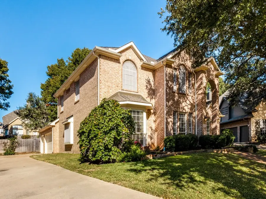 3604 Everton Drive, Flower Mound, TX 75022 - Image #2