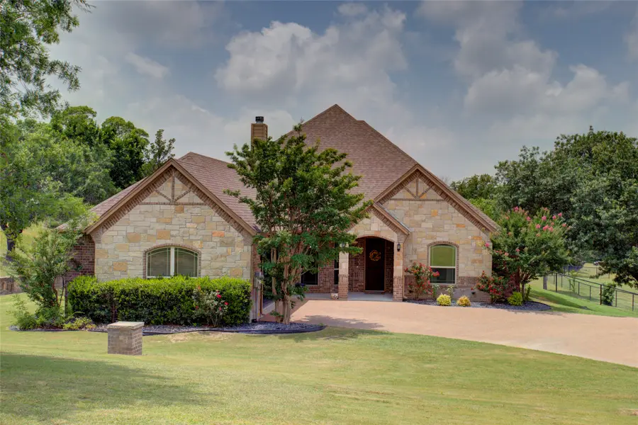 136 Meadow Arbor Drive, Weatherford, TX 76085 - Image #2