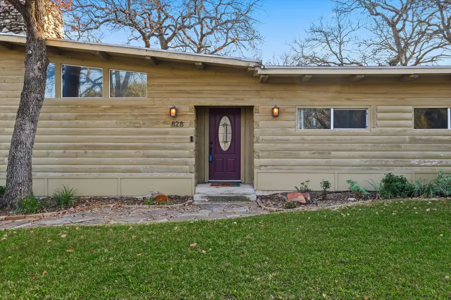 828 Highland Village Road, Highland Village, TX 75077 - Image #2