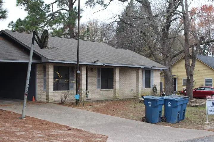 538 E Massey Street, Athens, TX 75751 - Image #2