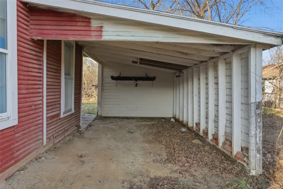 309 S Ostrom Avenue, Eastland, TX 76448 - Image #2