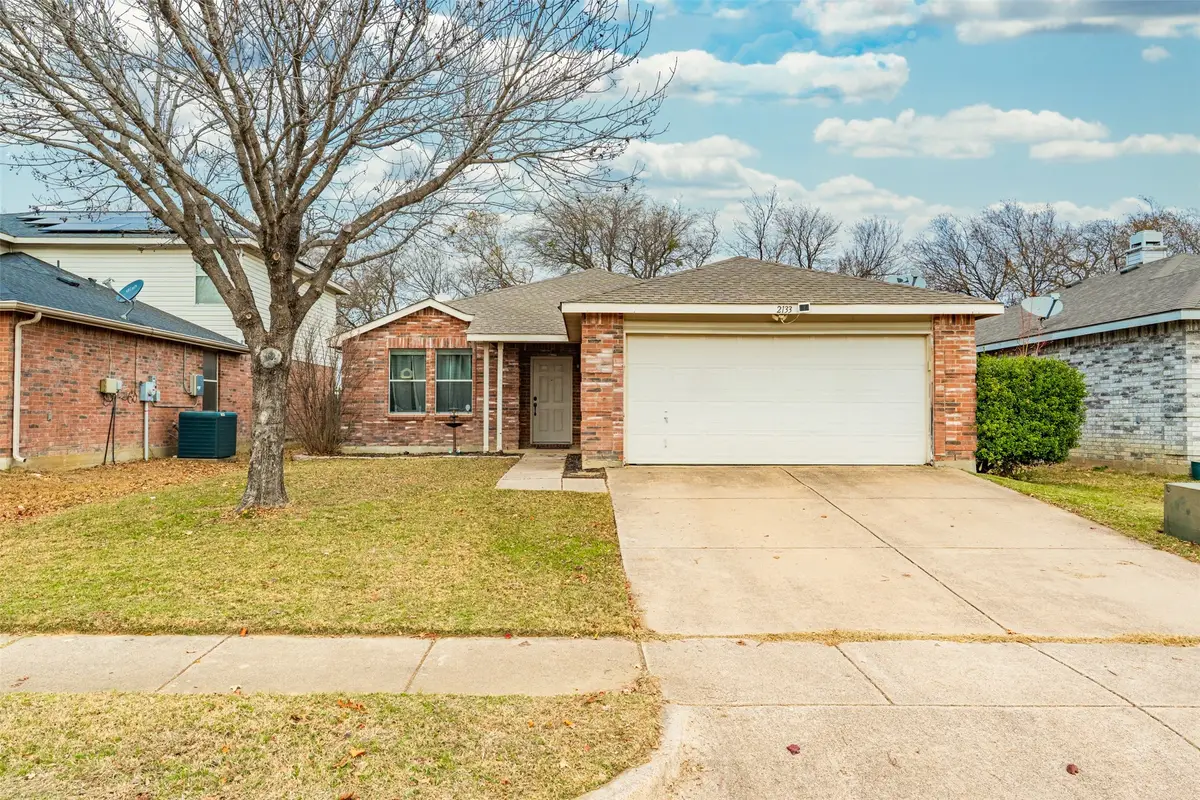 2133 Shawnee Trail, Justin Roanoke, TX 76247 - Image #1