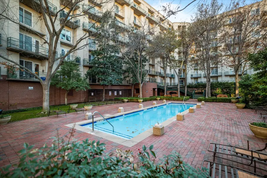 5055 Addison Circle #409, Addison, TX 75001 - Image #2