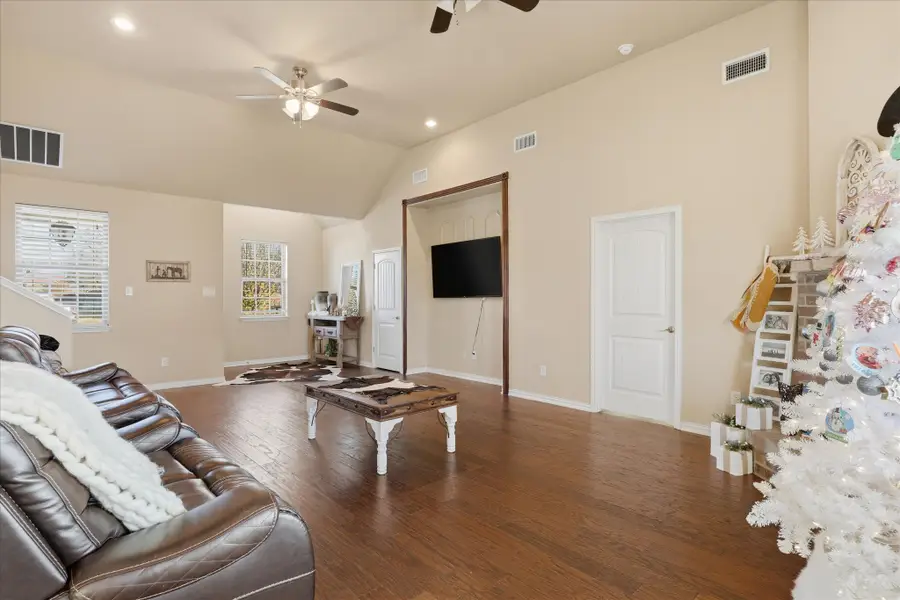 1720 Elk Run Drive, Stephenville, TX 76401 - Image #3